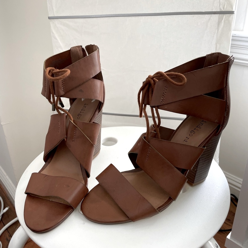Brown chunky lace up block heels